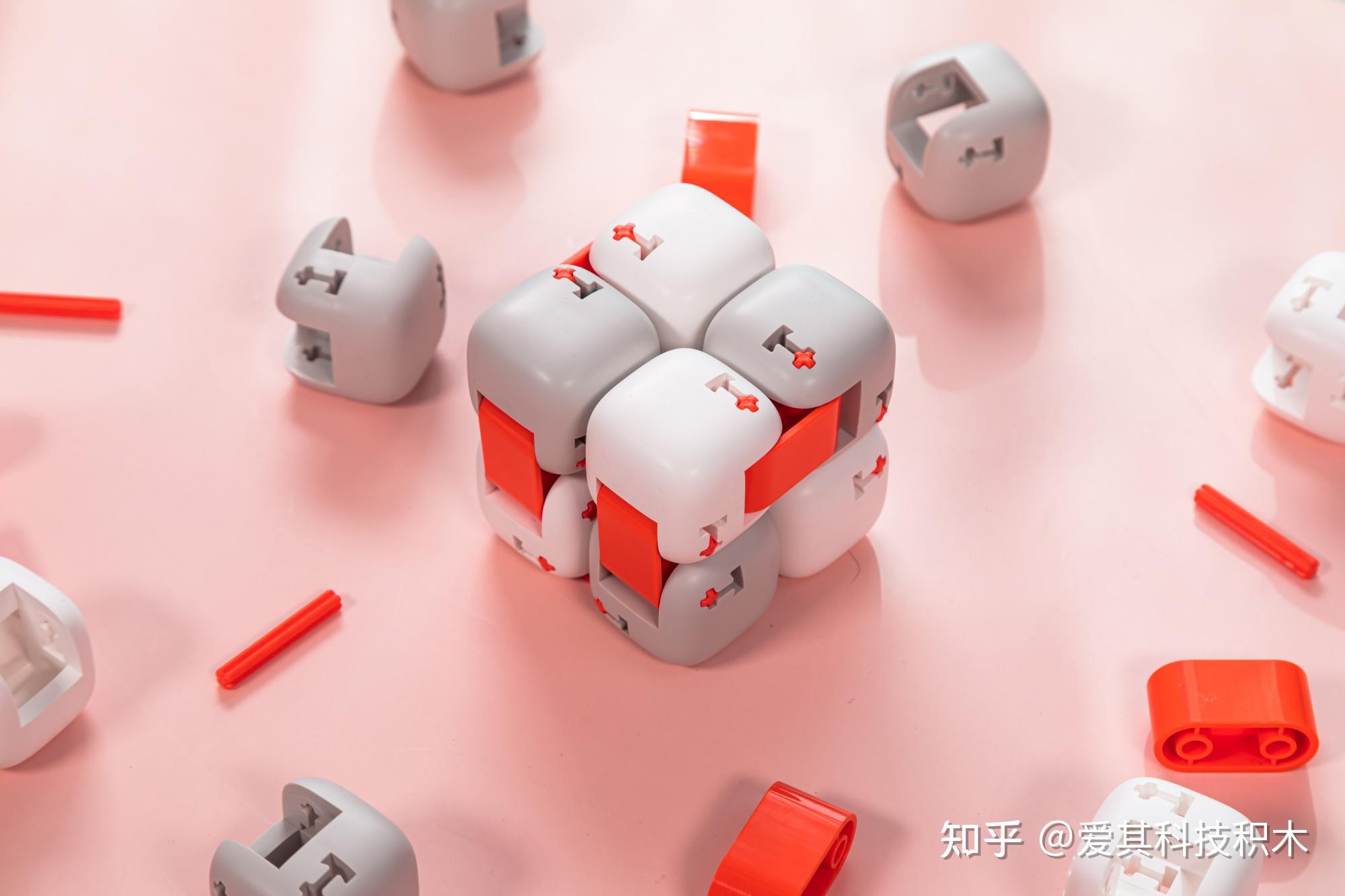 新品走心潮玩小米指尖积木plusplusplus解压治愈你的心