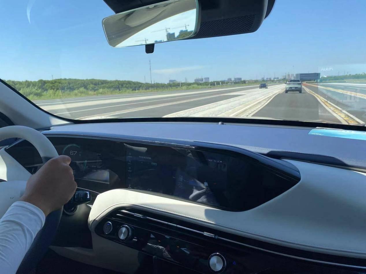 试驾官 | 评测东风风神皓极,真有实力还是徒有其表?-东风风神炫酷多少钱