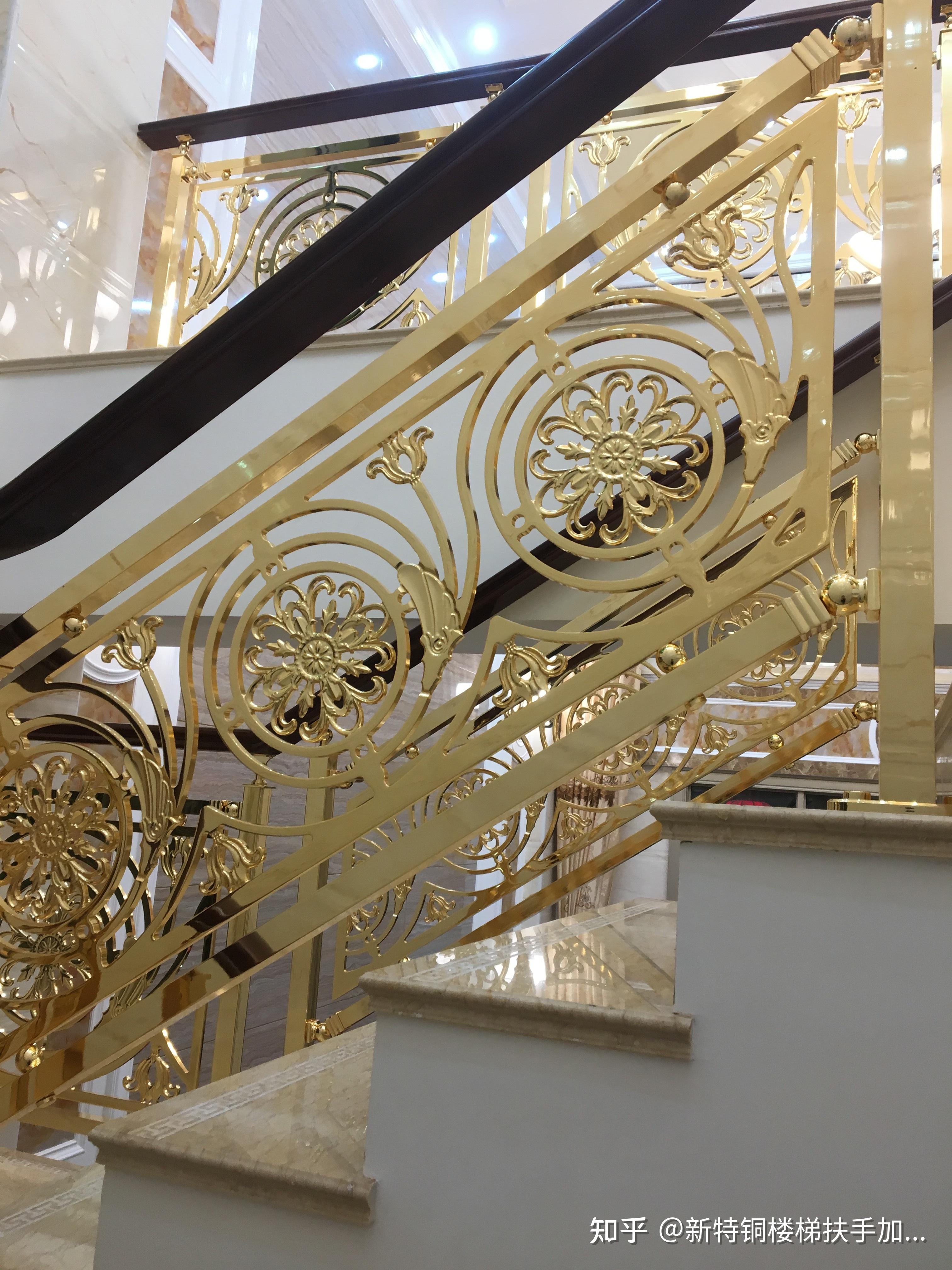 欧式铜艺镂空栏杆中式铜楼梯栏杆各有所长