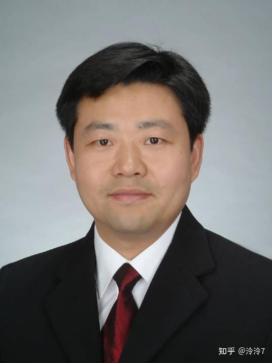 河南省漯河市现任市委领导简介