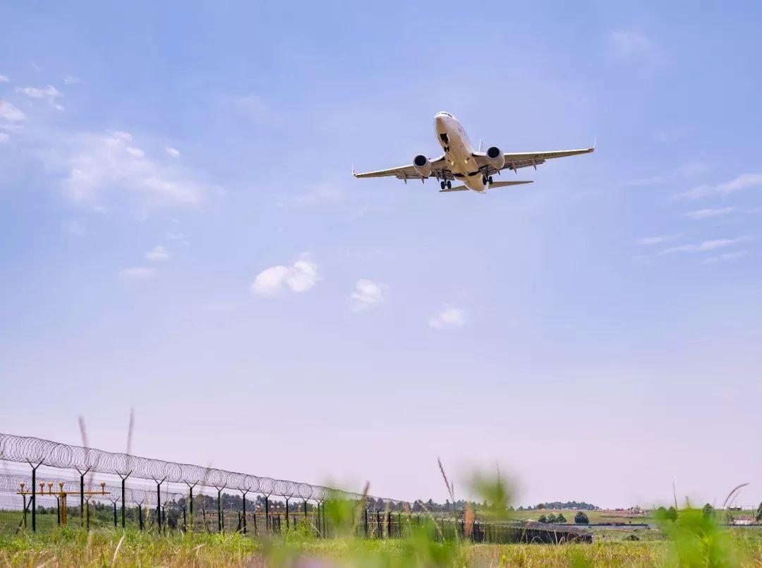 成都天府国际机场11月3日开始校飞试飞净空保护区域内严禁从事以下