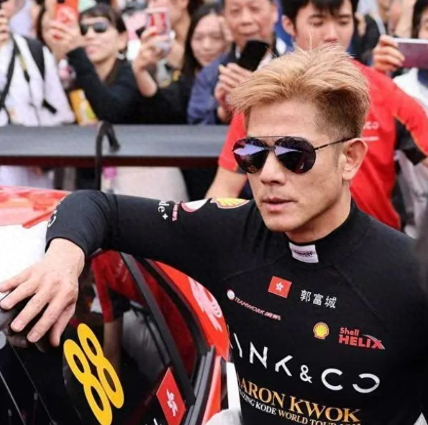 郭富城车祸!赛车场险象横生,保险能起作用吗? - 知乎