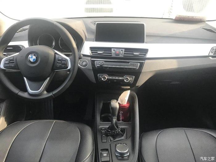 中控中控大屏特写大屏特写图标都是卡片式的,可以自由调整顺序图标都