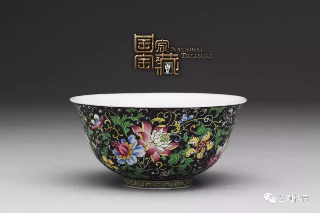 旧家蔵出『清 琺瑯彩花卉塗金三羊魑龍鼎 雍正年製