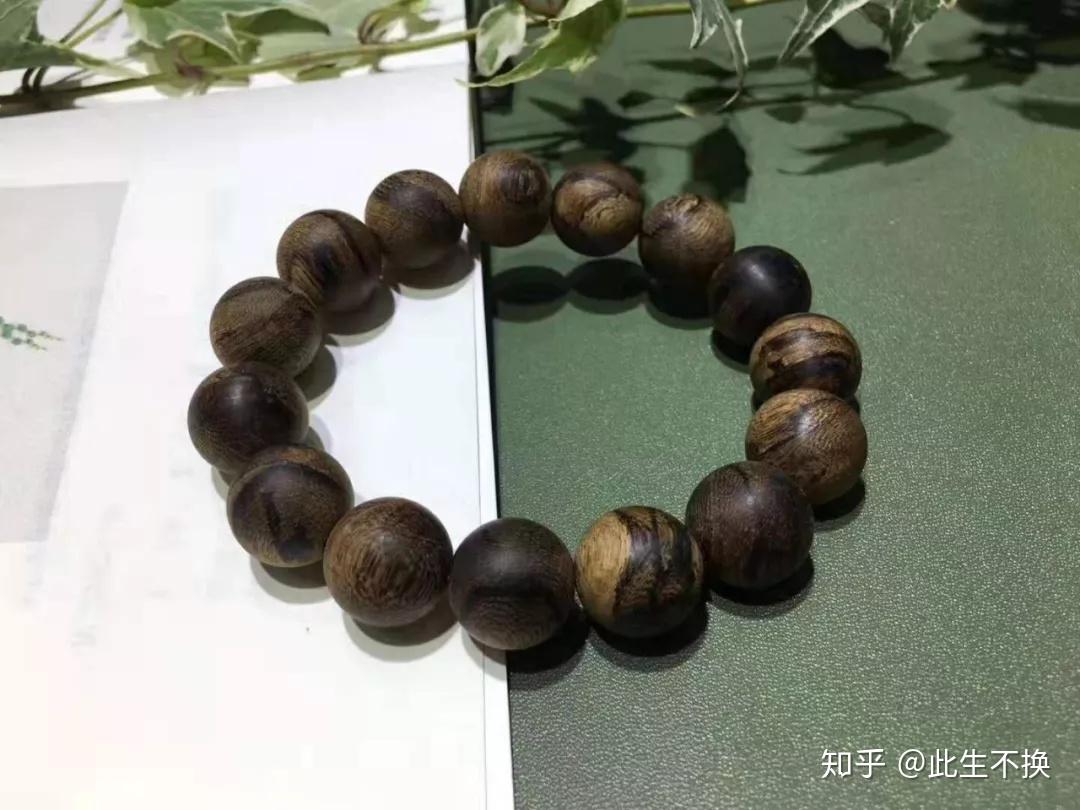 盘珠串有什么用途 v2-deeafcc60ac3dbd1190285afb7d69f0a_r.jpg