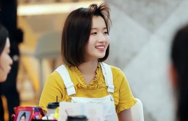 如何评价湖南卫视新女主持人李浩菲