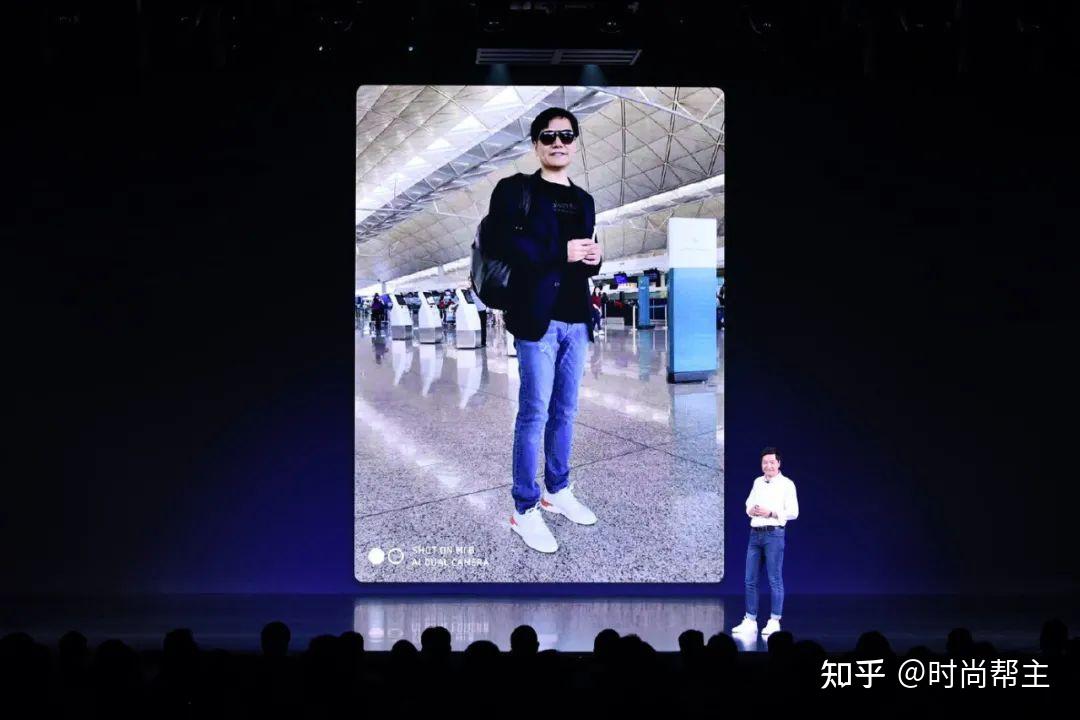 周鸿祎自曝衣橱不认识大牌爱买一堆优衣库富而不奢穿衣法则