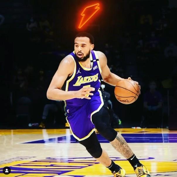 图有点草率了!塔伦-霍顿-塔克官宣代言运动饮料品牌