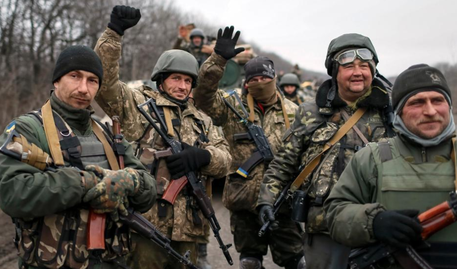 2015年杰巴利采沃民兵打残乌军俄军炮轰边境格鲁乌参加巷战