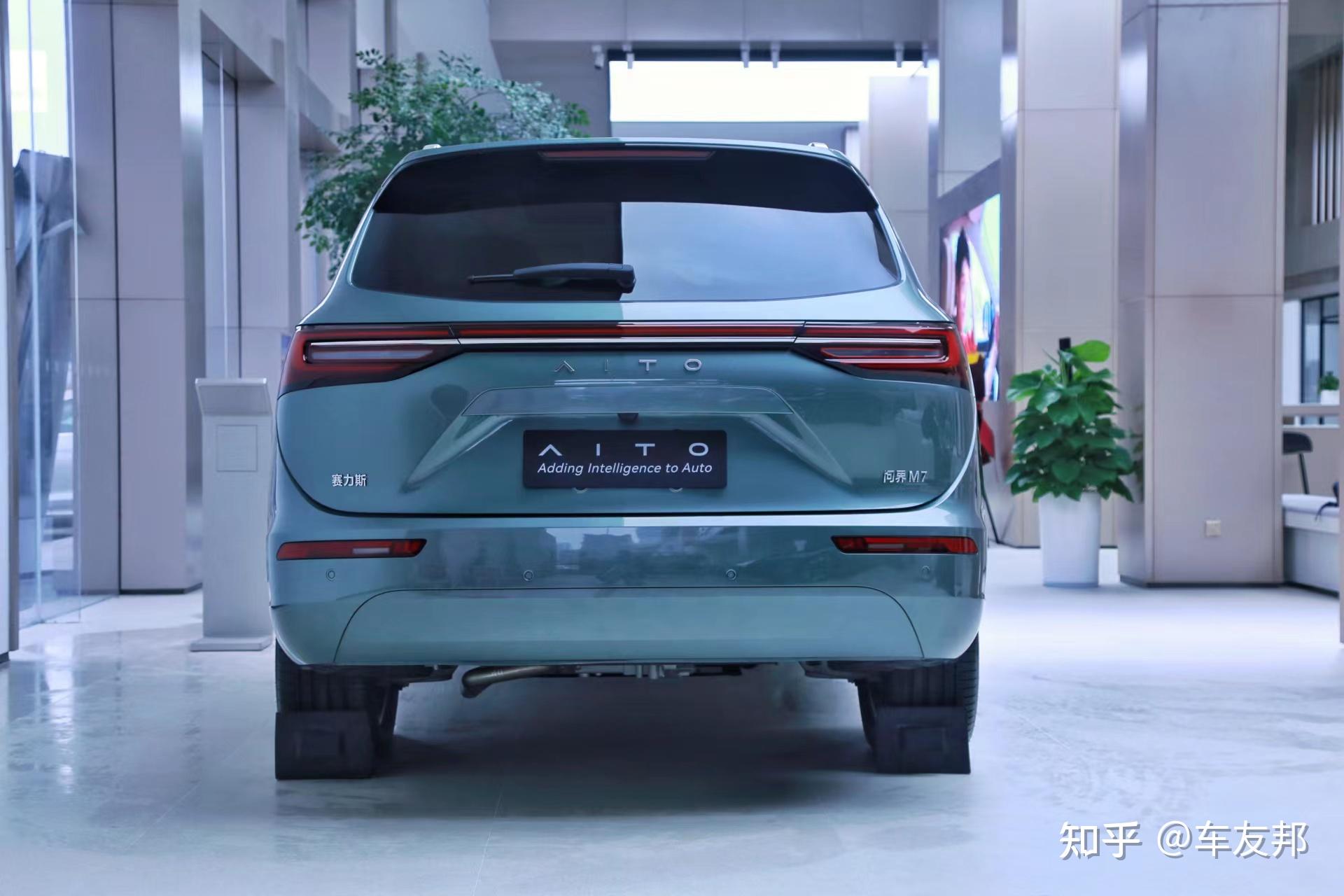 探店问界M7:舒适超百万级豪车,颜值与才华并驾齐驱 - 知乎