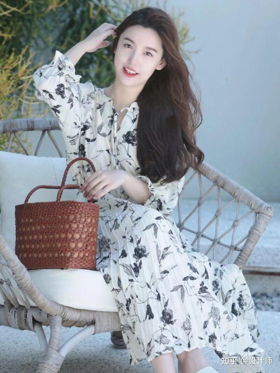 穿裙子怎么拍照才好看几个经典好看的姿势拍出优雅气质淑女风