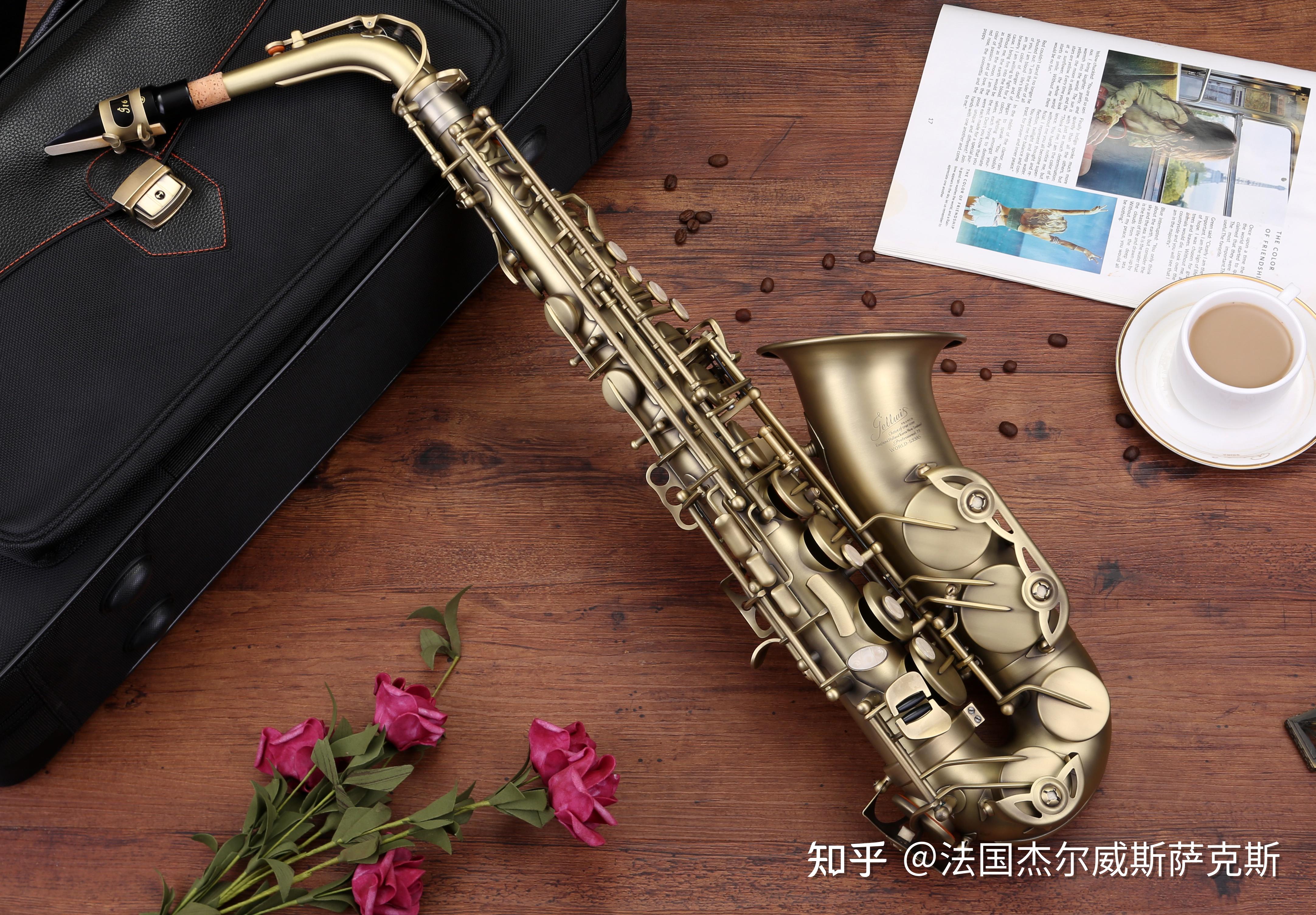 使用者数量也最多,同时无论是古典曲风还是流行曲目,中音的萨克斯都能