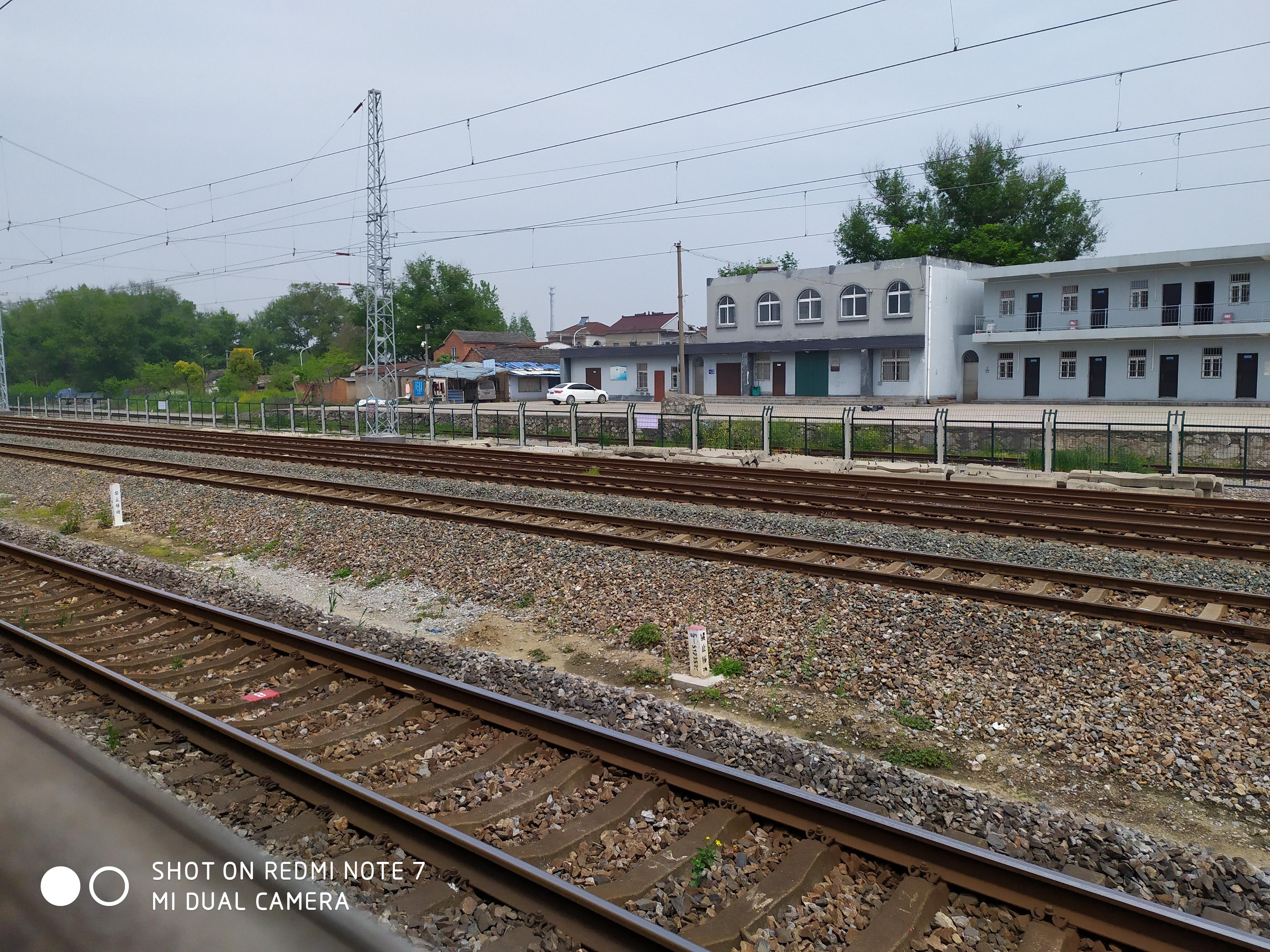 怎么才算正式进入上海铁路局 v2-e0835148f1b1770d1f8fb91af262f16a_r.jpg