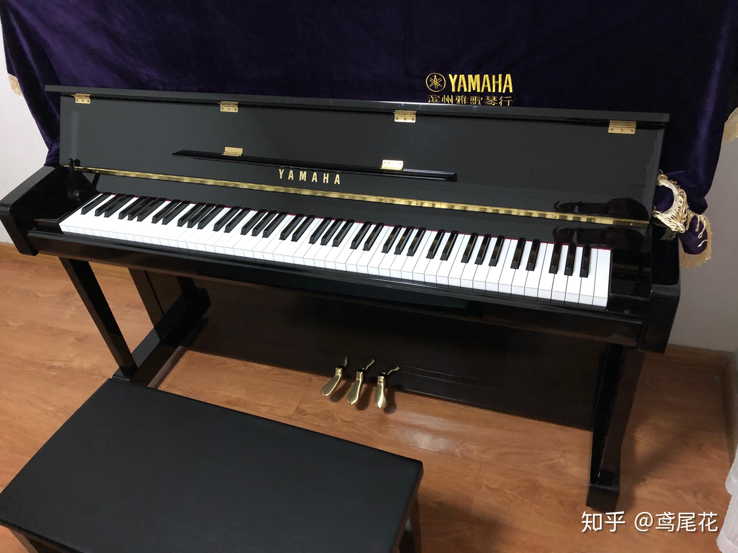 雅马哈钢琴b121