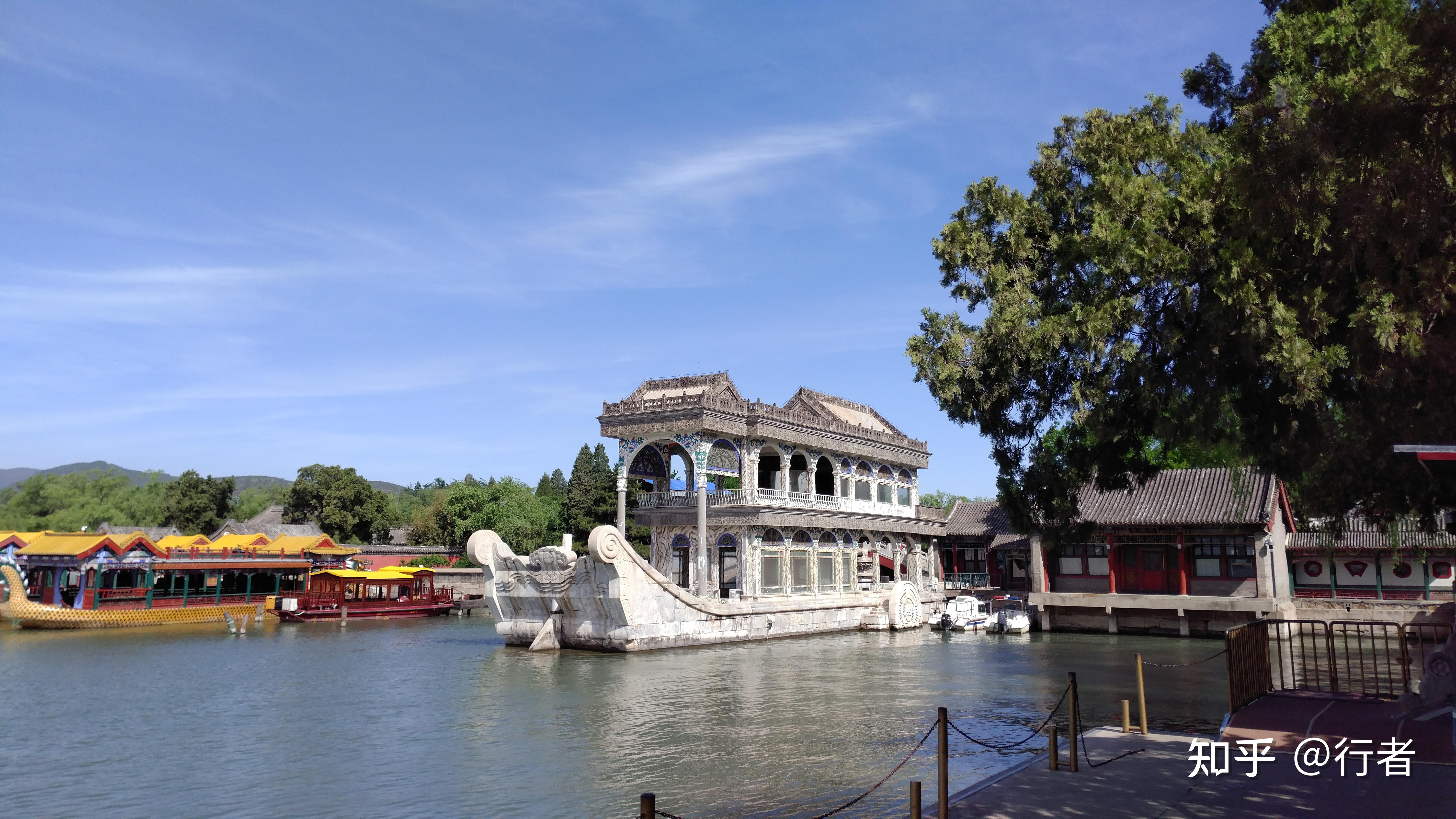 颐和园的后山一