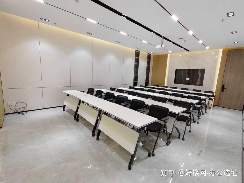 九龙坡石桥铺核心区 | 华硕潮创城 5A甲级写字楼精装大通间出租，双轨交汇，配套超全！ - 知乎