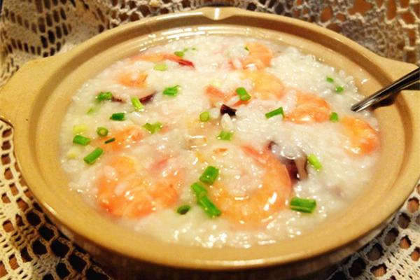 一碗潮汕粥孕育了多少超级富豪