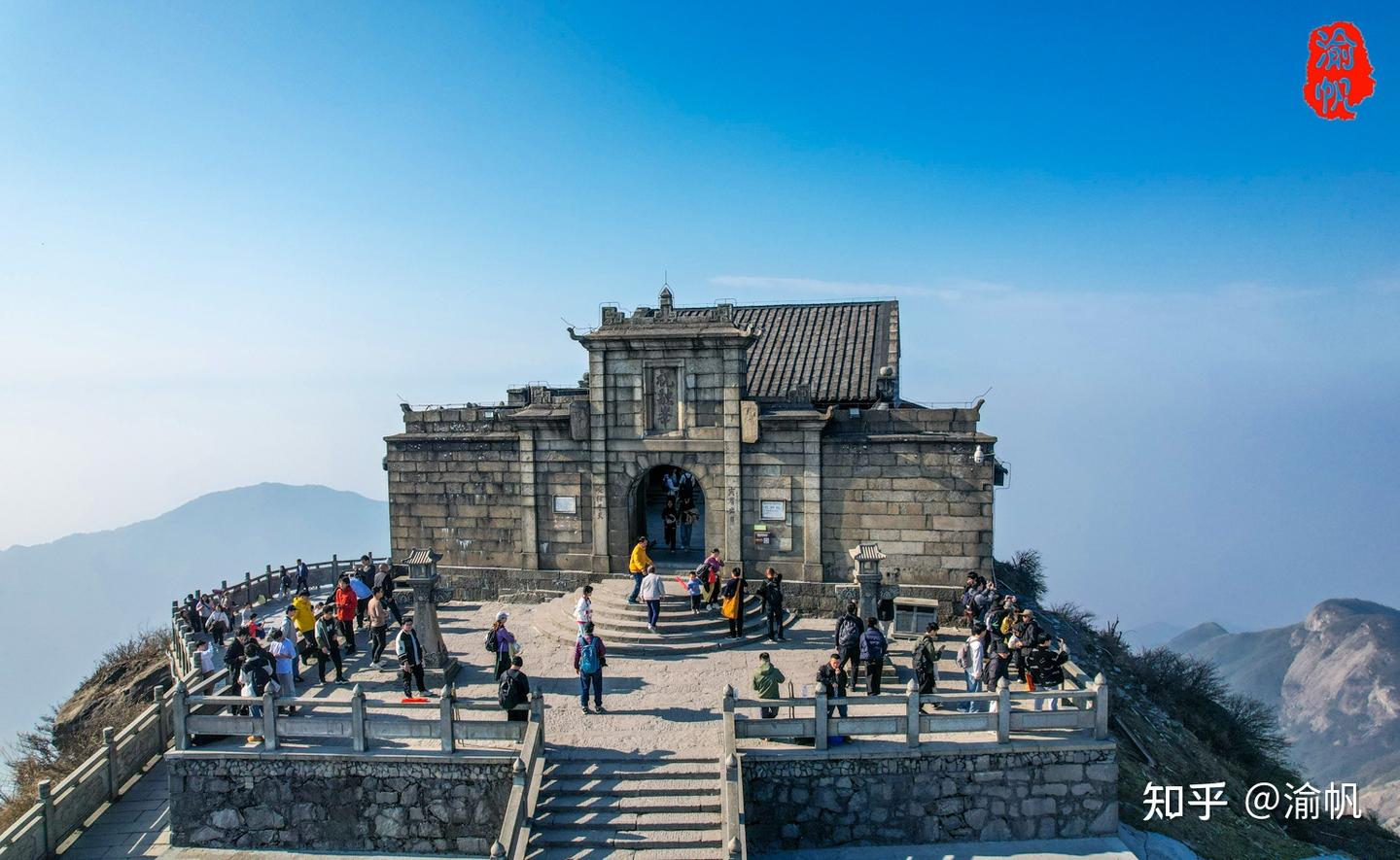 祝融峰:南岳衡山的主峰,不仅能观日出云海,还是著名的祈福胜地 - 知乎