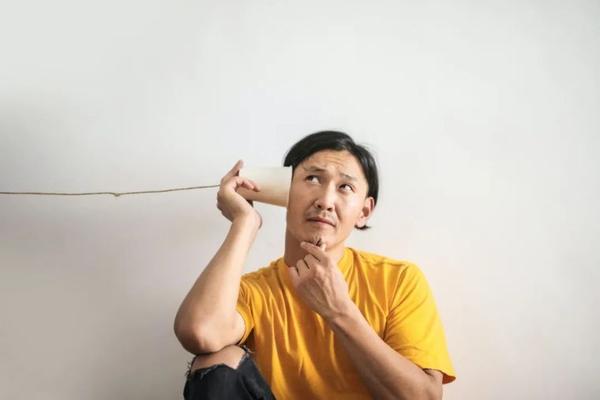 聆听动人的故事
