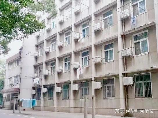 请问一下谁能介绍一下华中师范大学宿舍环境吗