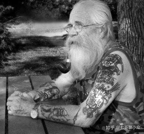 比丁丁纹身更酸爽的,只有脚底纹身!