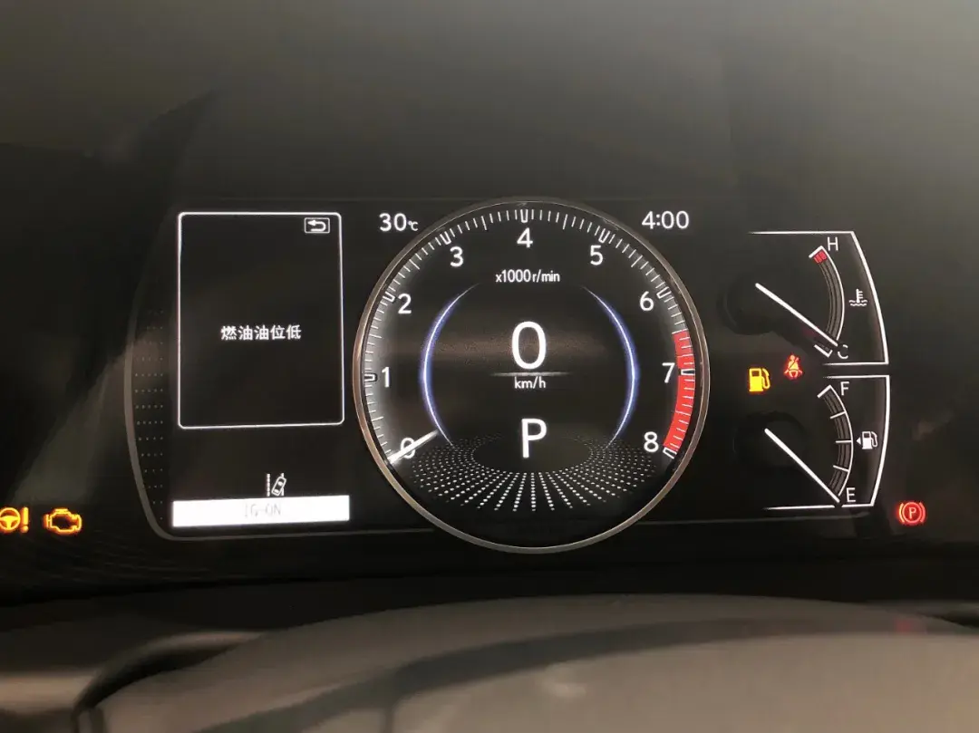 实车到店新雷克萨斯es现车已到恭候您莅临品鉴