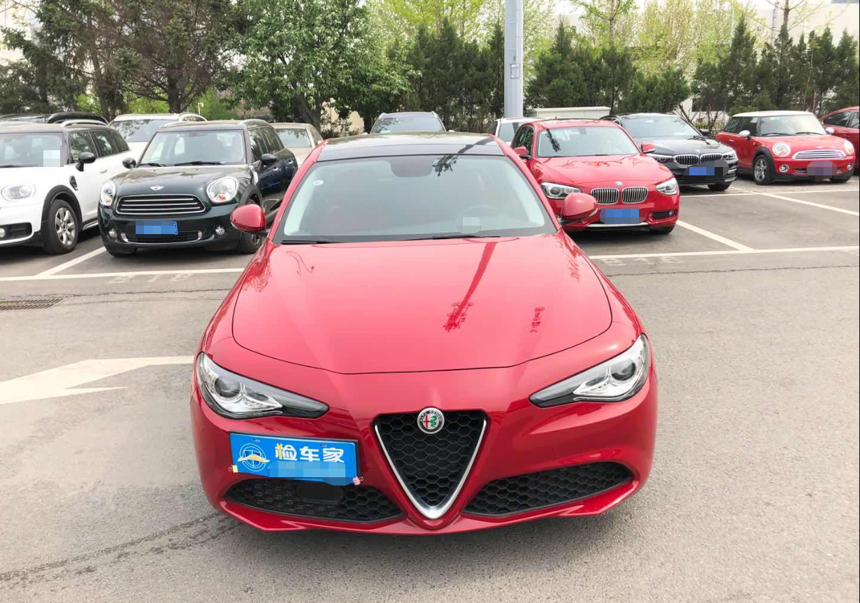 3年贬值20万的阿尔法罗密欧值得买吗这车况你自己心里没数