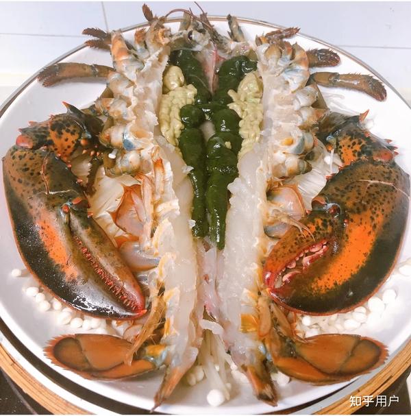 波龙到底有多好吃?经常看到许多美食博主朴实无华的吃着波龙虾尾 就想问问有多嫩！?