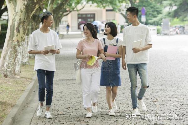 同学关系再好，也要有所回避，这三种东西最好不要提 - 知乎