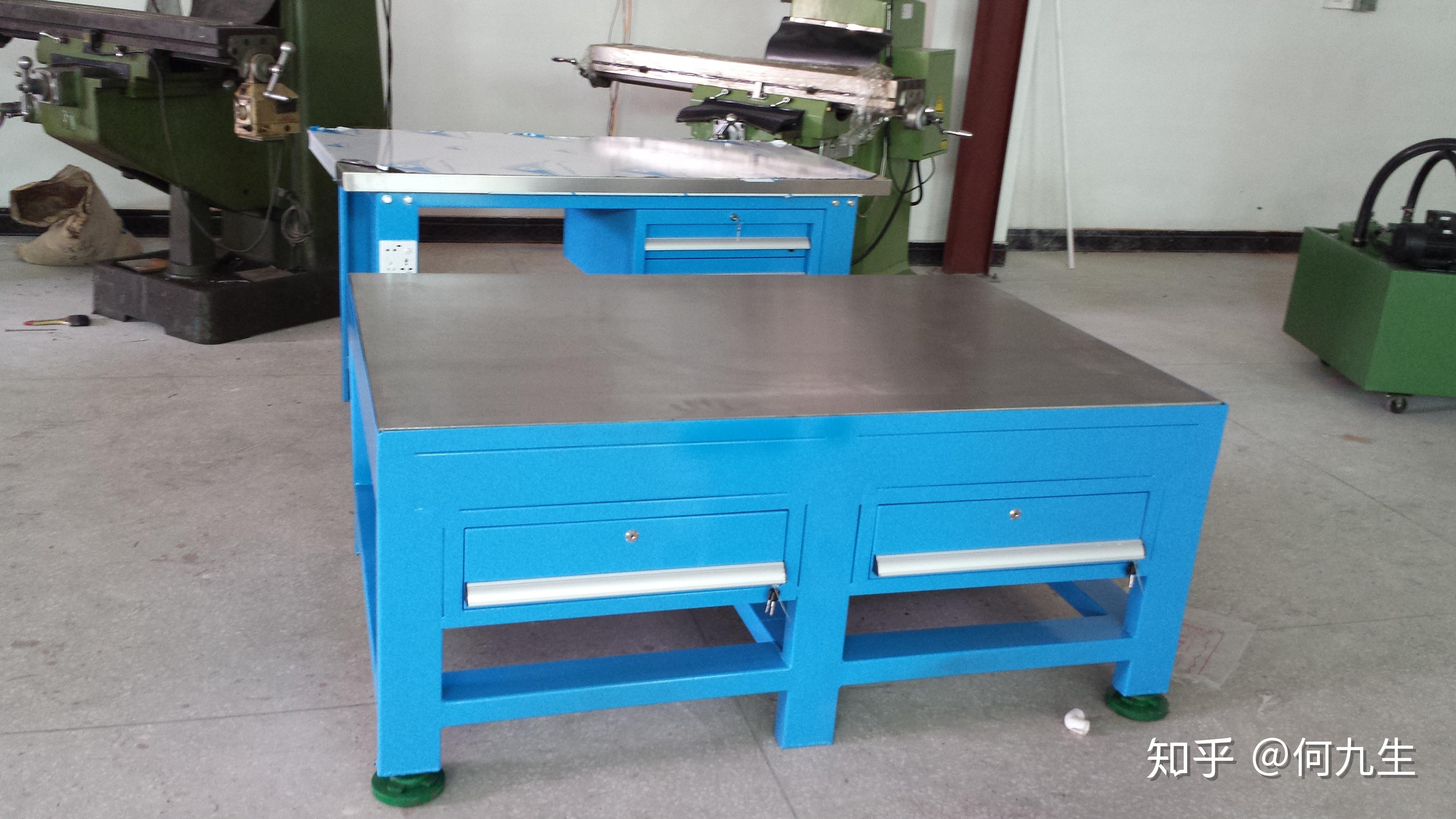 电工工作台