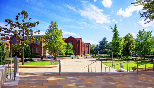 云南大学出国留学培训基地英国篇