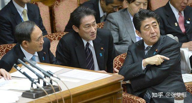 日本前首相安倍晋三将重返政坛任日本自民党最大派系