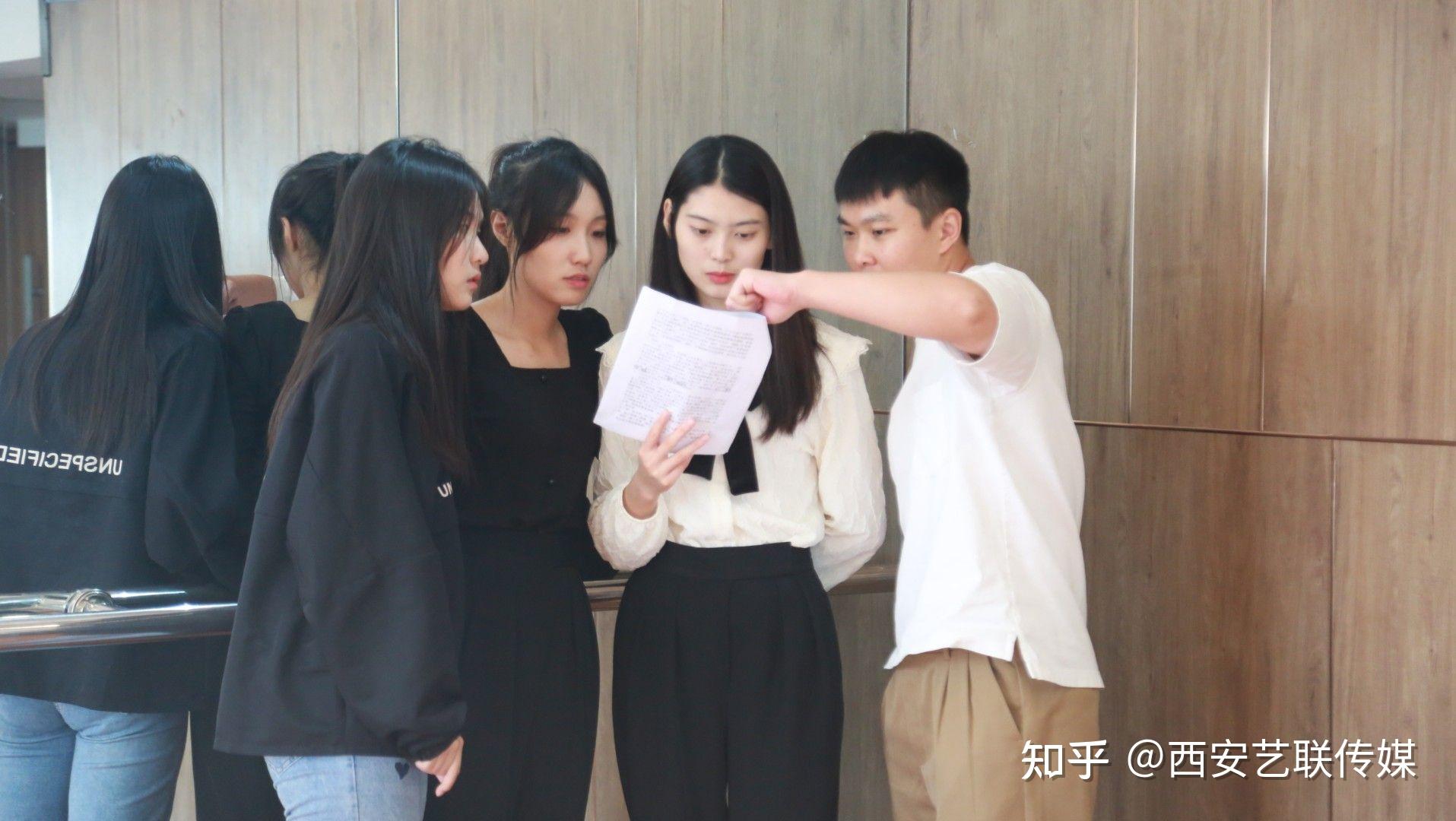 播音干货|即兴评述小技巧 - 知乎