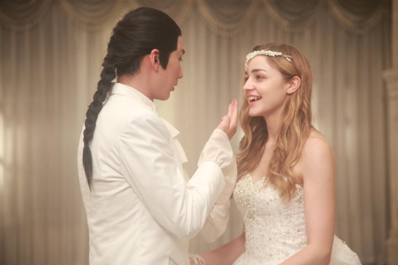 西方吸血鬼东方僵尸道士天师归来这中西两大超级生物结合的电影我倒要