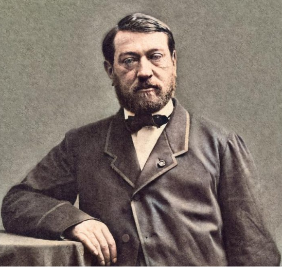 1858年,埃及政府成立文物局,聘任法国人马里埃特为文物局局长,主管