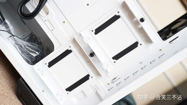 艾尔登法环太火了,于是打造了一台能在4K分辨率下畅玩它的黑白主机 第73张 艾尔登法环太火了,于是打造了一台能在4K分辨率下畅玩它的黑白主机 第73张