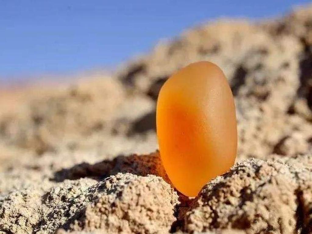 各种层出不穷的新玉种其实并不值钱有的甚至只能用来铺公路