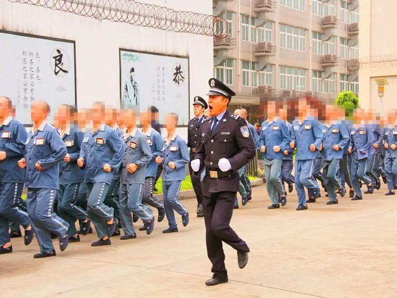 监狱服刑期间,必须吃哪些苦?