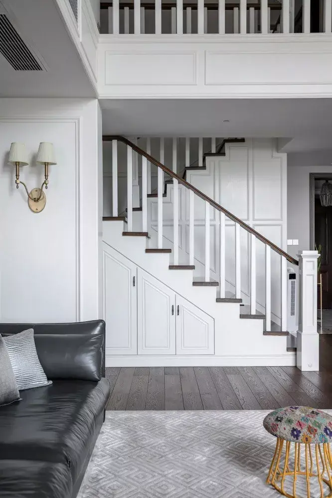 十年前爱情公寓的楼梯设计现在依然是经典