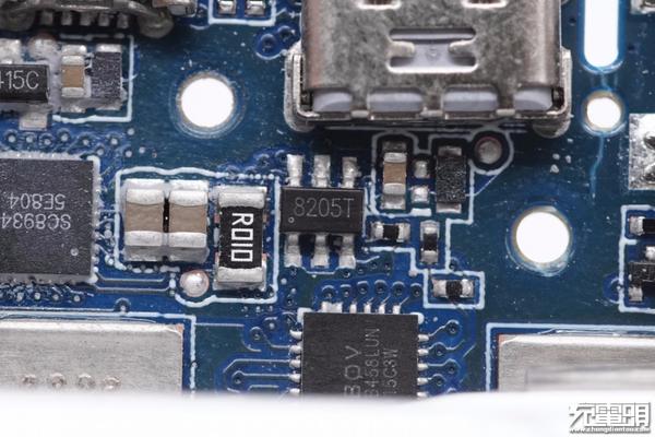 拆解报告:MI小米口袋版10000mAh 22.5W快充移动电源  第26张 拆解报告:MI小米口袋版10000mAh 22.5W快充移动电源  第26张
