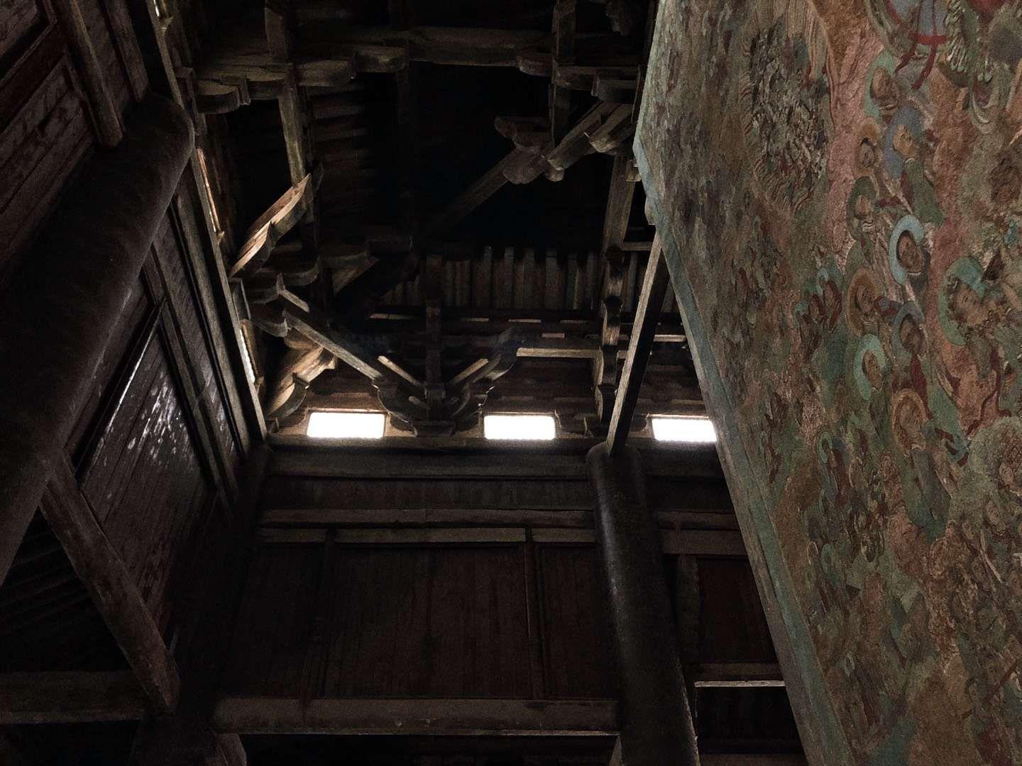 河北正定隆兴寺摩尼殿中用拱眼壁采光是有意而为之么