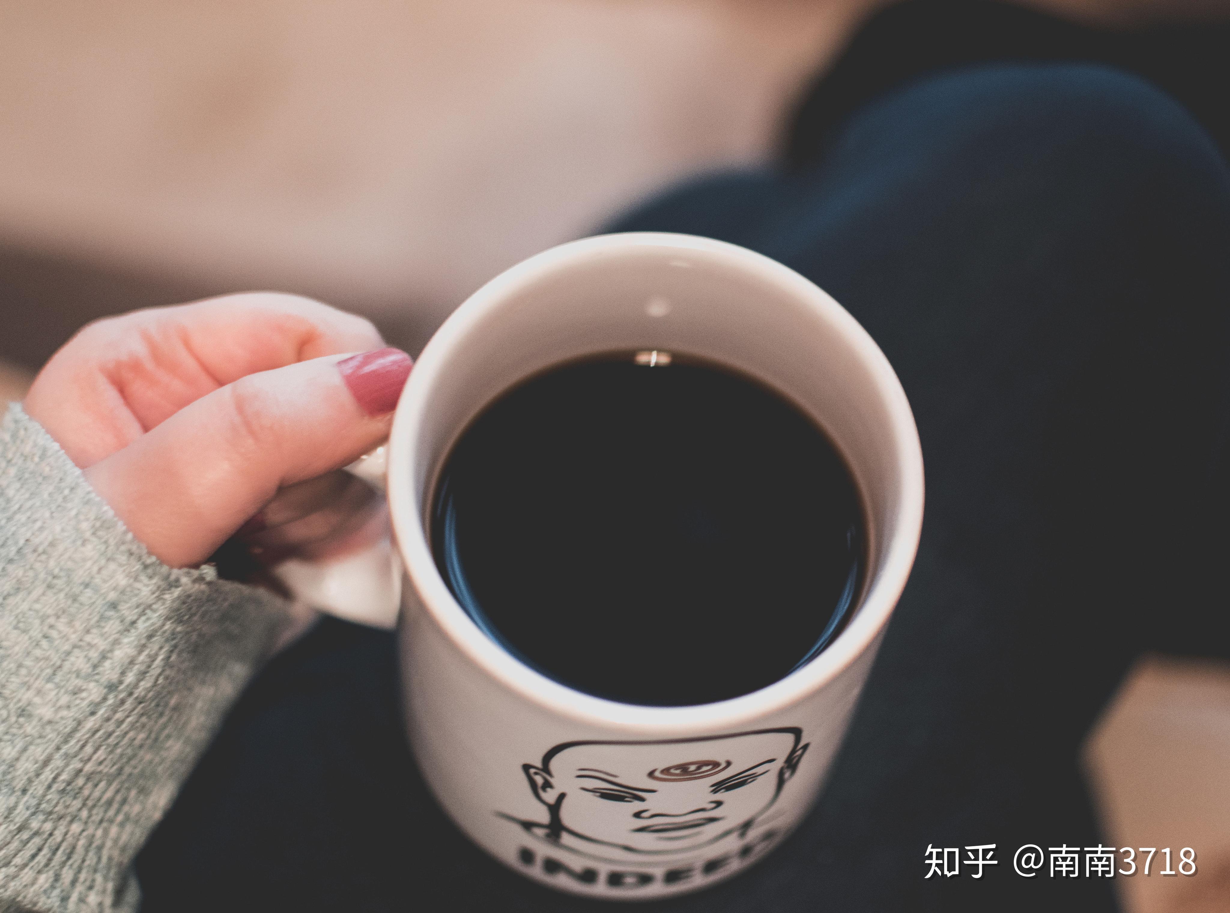 美式咖啡为什么那么苦 意式咖啡和美式咖啡哪个好喝？ 中国咖啡网