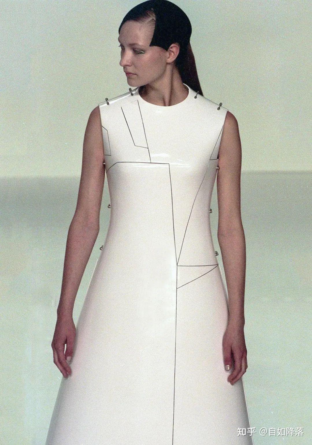 Hussein Chalayan | 20年前的未来服装 - 知乎