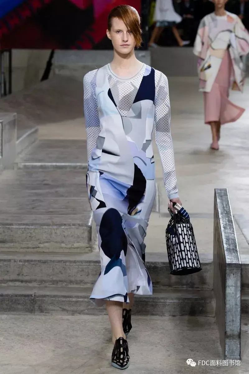 高田贤三自由空间