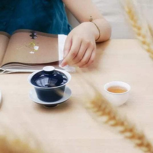 攒钱的小花花