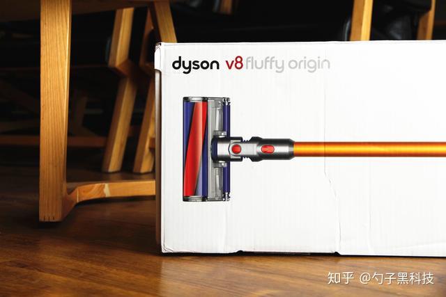 戴森吸尘器v8装箱图图片