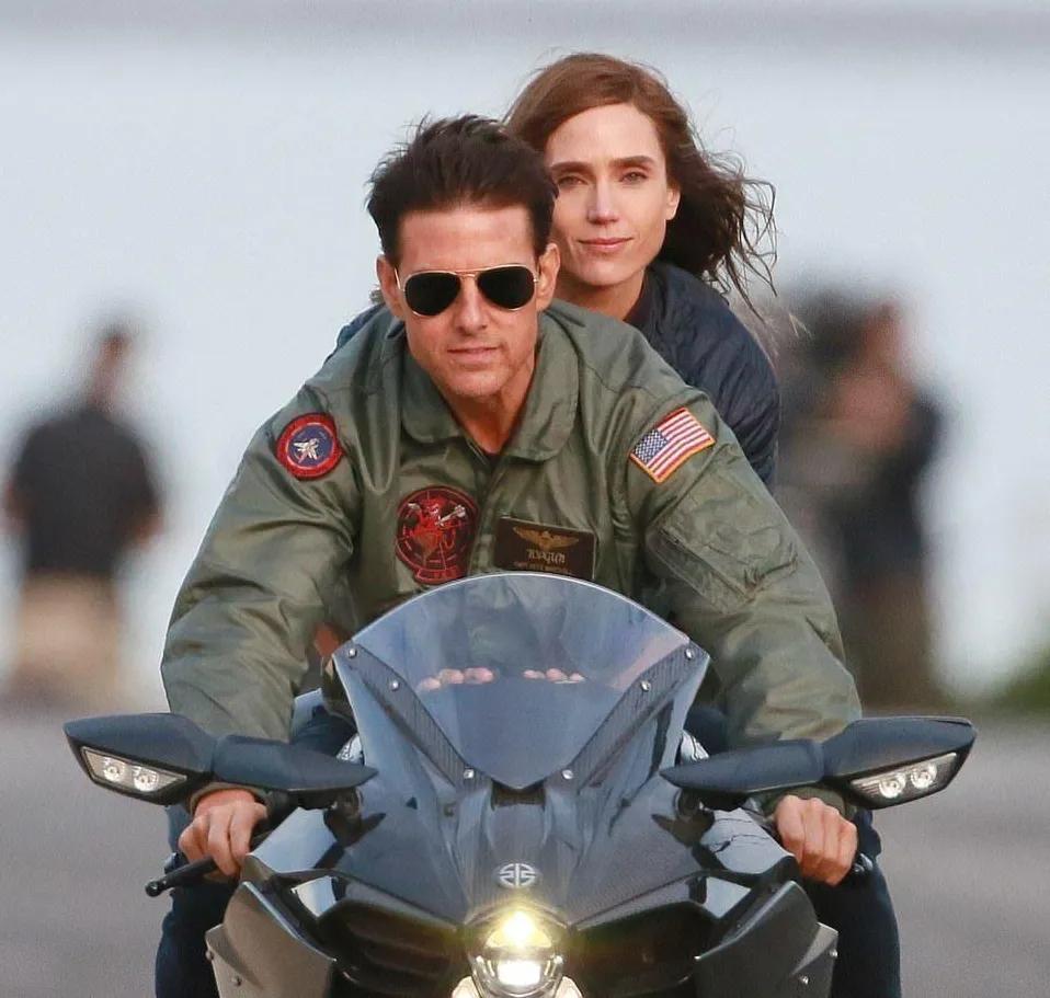 如何评价阿汤哥主演的动作电影 《壮志凌云:独行者》? - 知乎