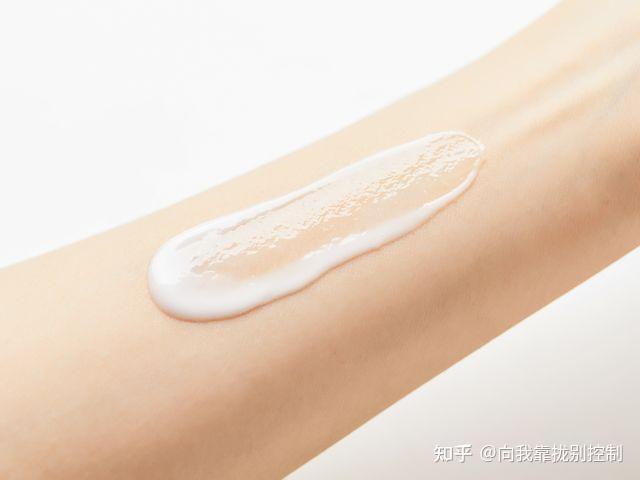 用身体乳能改善油皮吗(用身体乳能改善油皮吗女生)