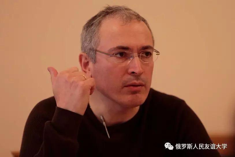 寡头养成记战斗民族的发家致富就是那么简单