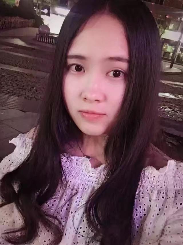 我相信很多女孩子都想变美.我也是,一个人走总是孤单的.